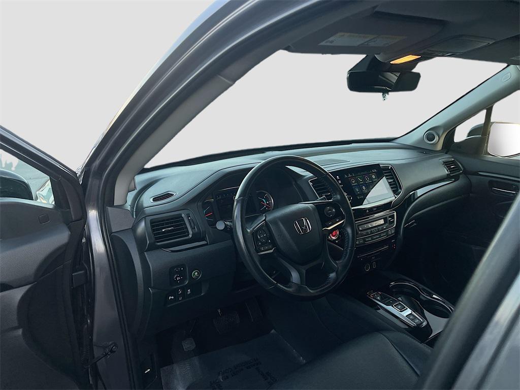 used 2022 Honda Pilot car, priced at $27,500