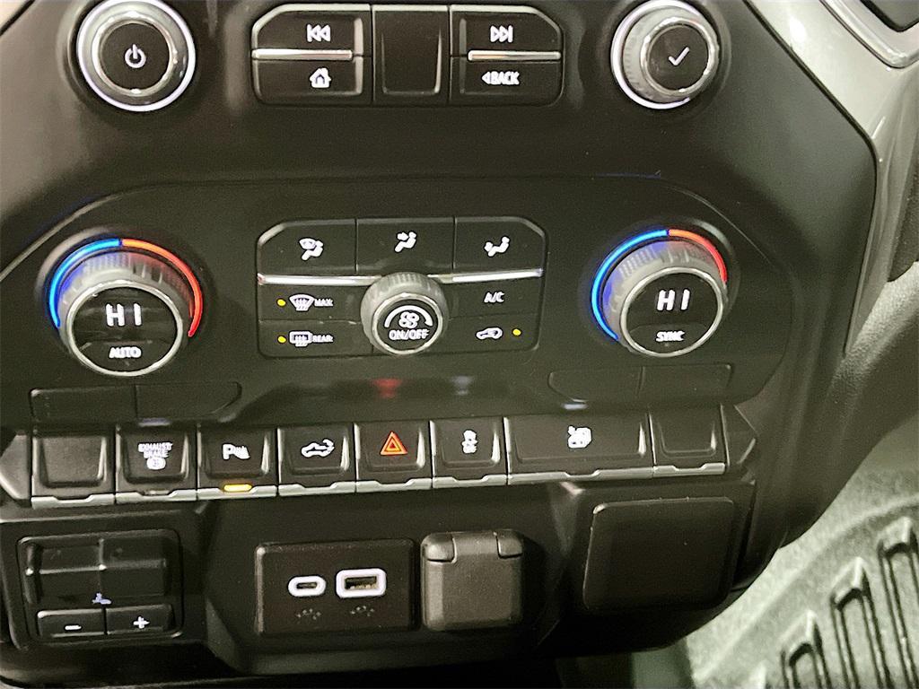 used 2022 Chevrolet Silverado 2500 car, priced at $39,200