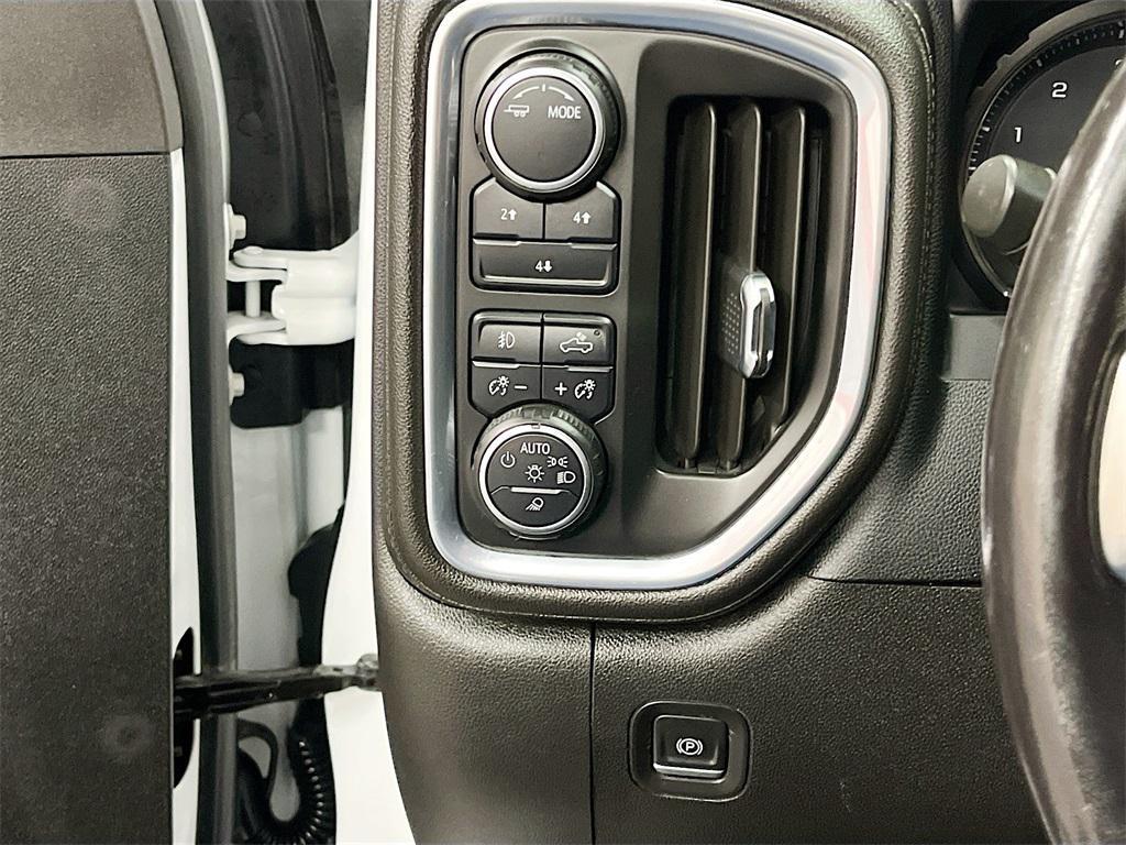 used 2022 Chevrolet Silverado 2500 car, priced at $39,200