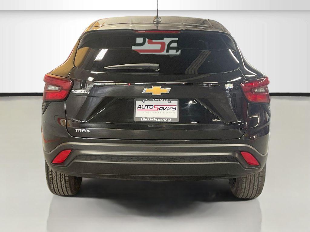 used 2025 Chevrolet Trax car, priced at $19,100