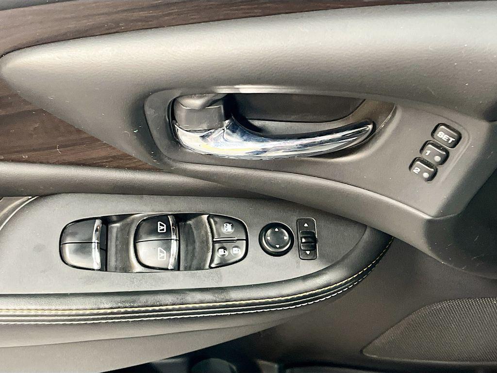 used 2021 Nissan Murano car, priced at $20,000