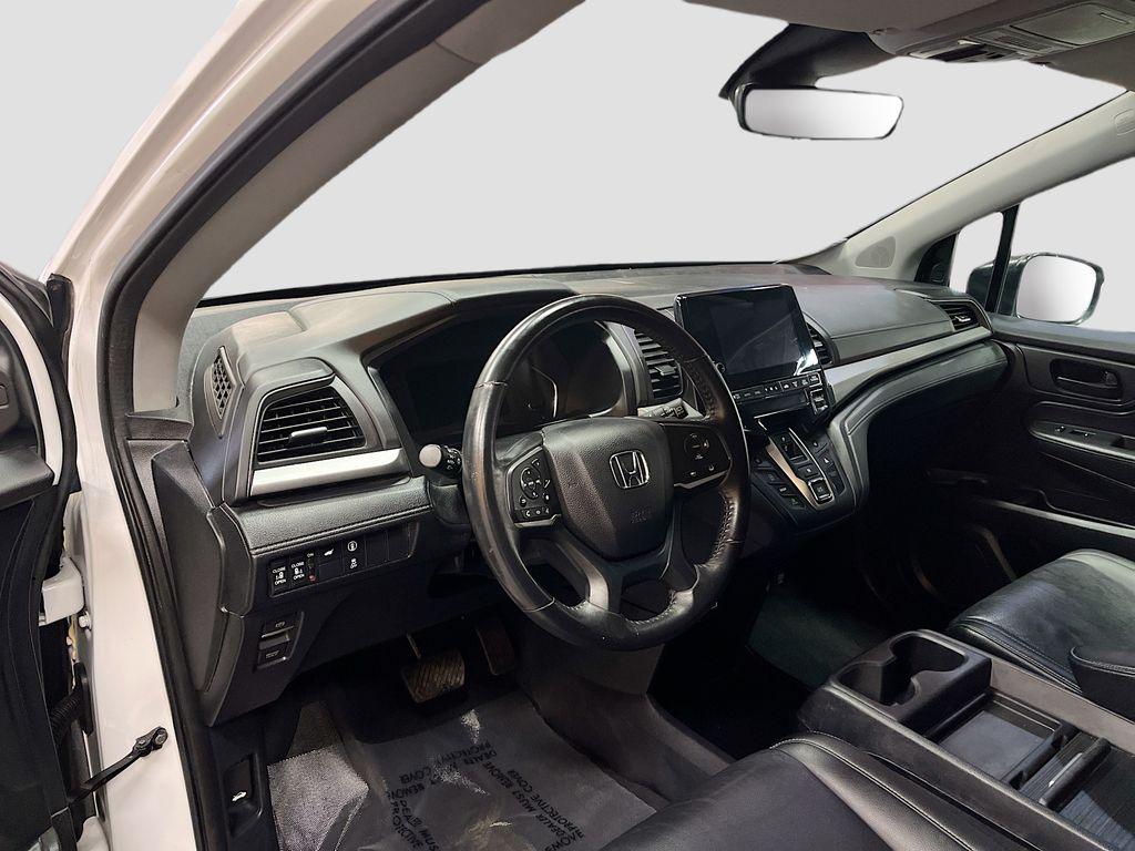 used 2024 Honda Odyssey car, priced at $28,500