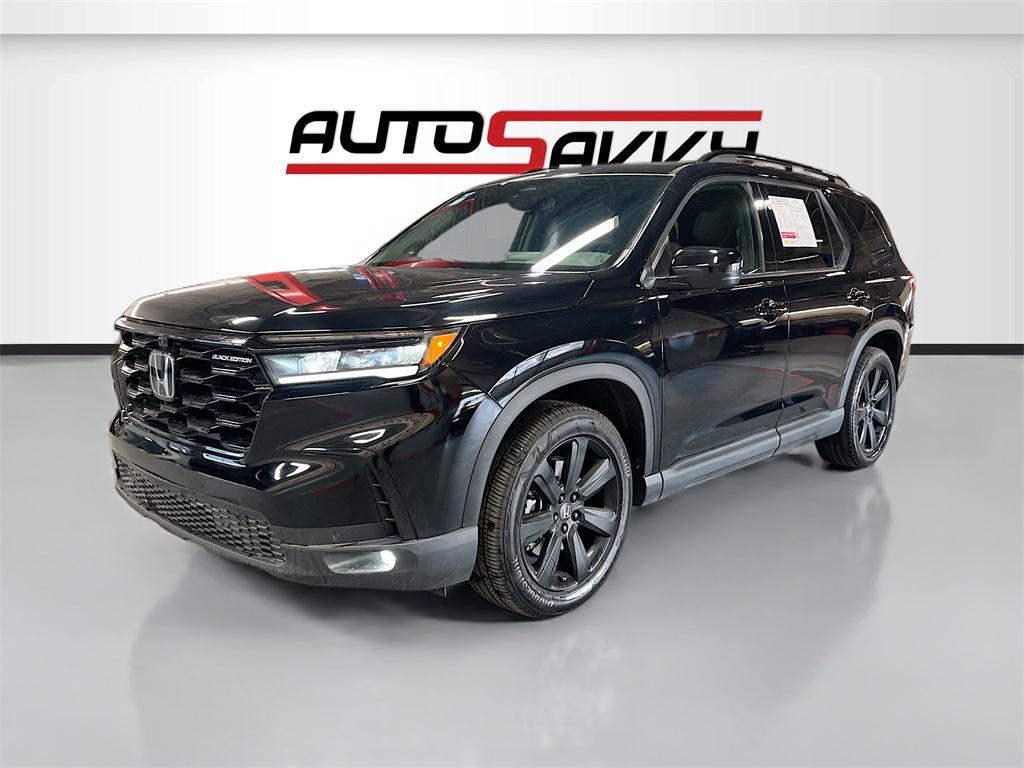 used 2025 Honda Pilot car, priced at $39,200