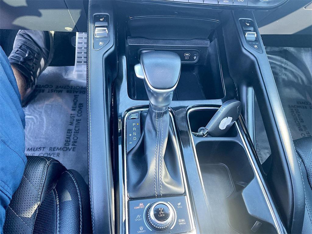 used 2024 Kia Telluride car, priced at $35,300