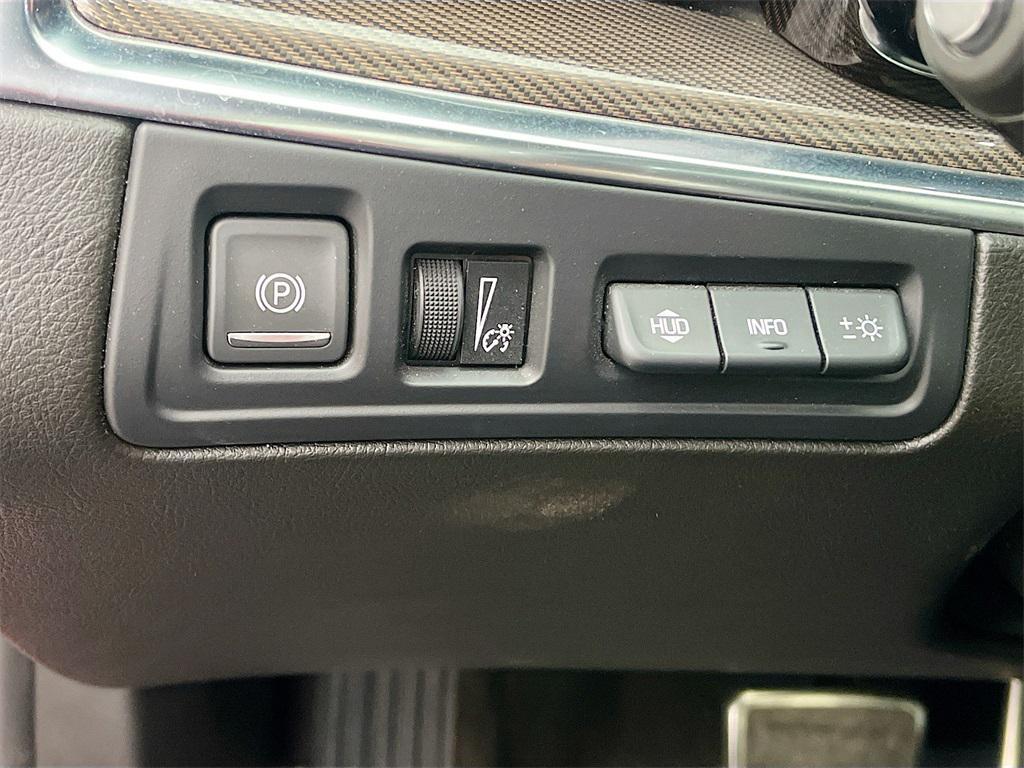 used 2021 Cadillac XT5 car, priced at $25,000