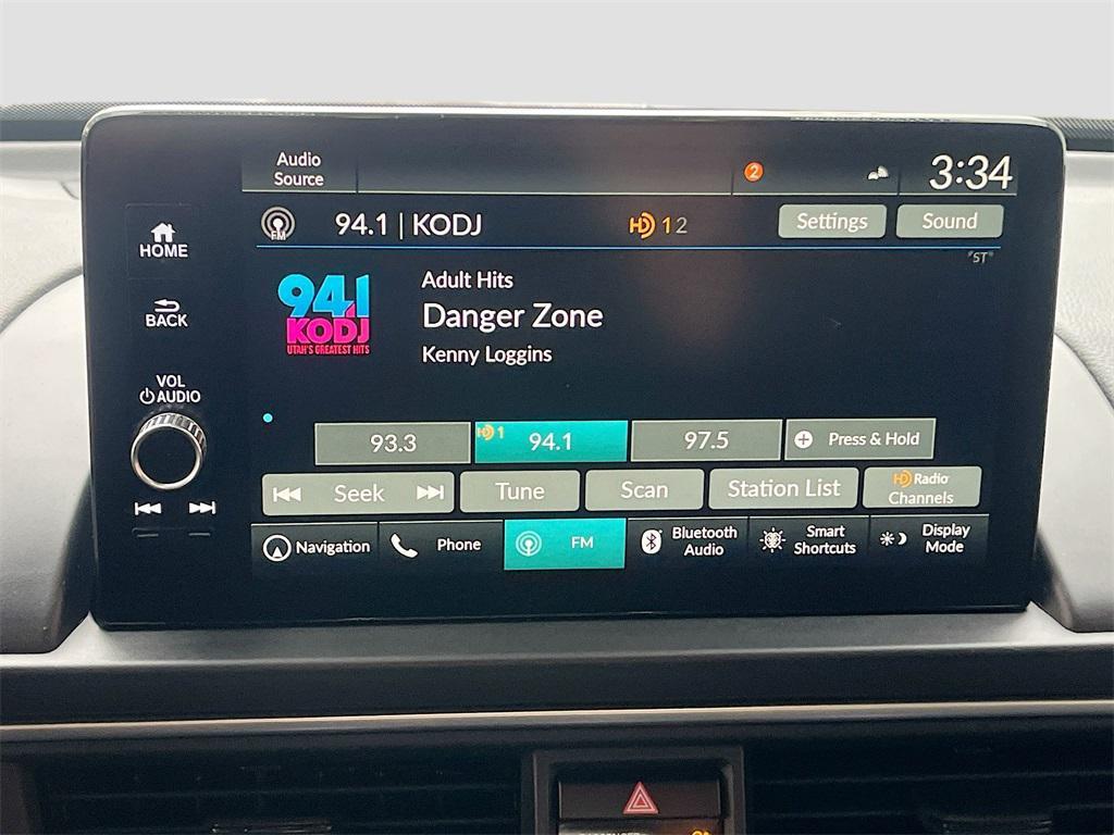 used 2025 Honda Pilot car, priced at $35,800