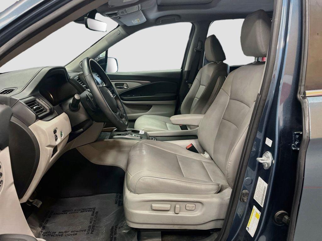 used 2021 Honda Pilot car, priced at $25,500