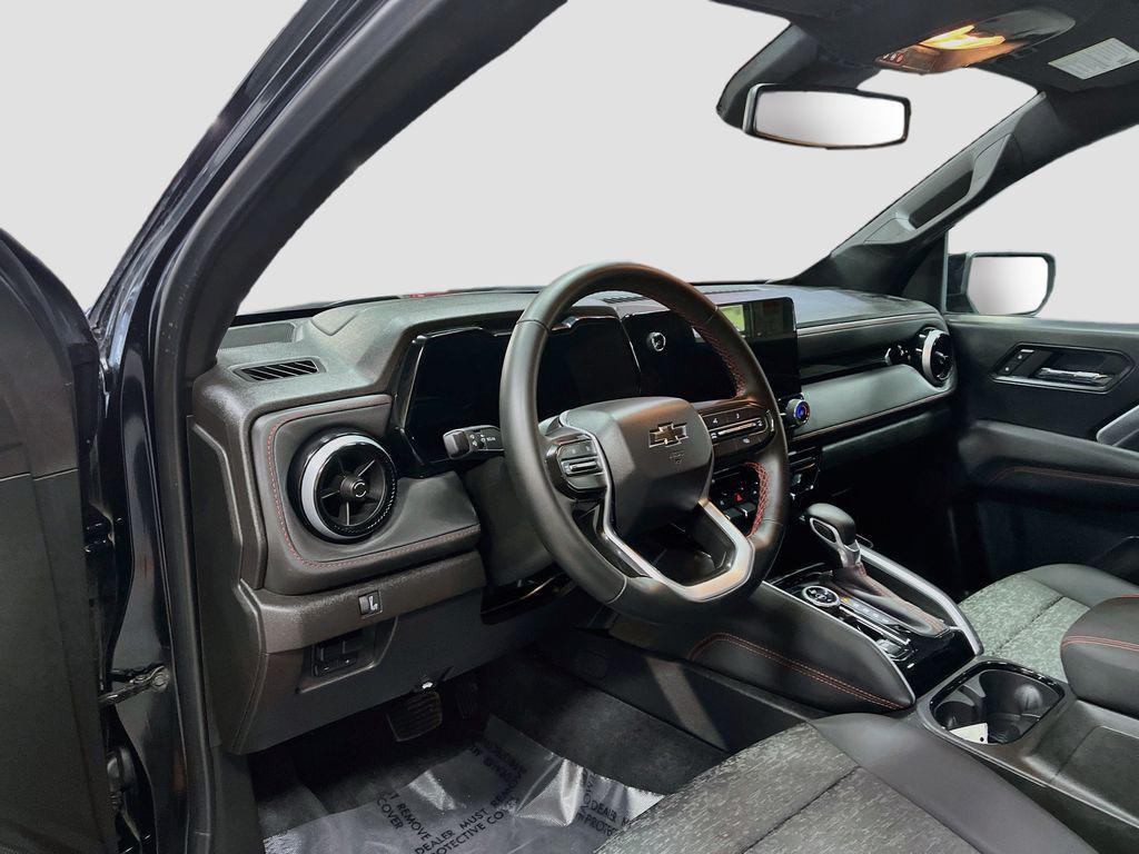 used 2024 Chevrolet Colorado car, priced at $33,000