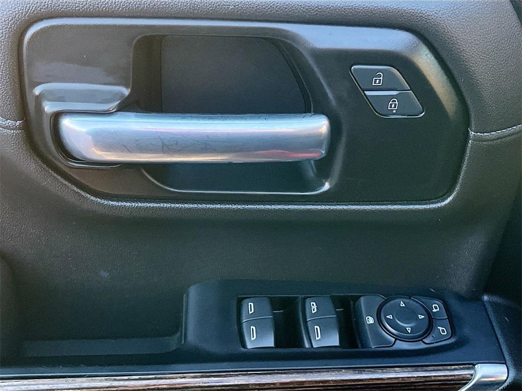 used 2021 GMC Sierra 1500 car, priced at $31,100