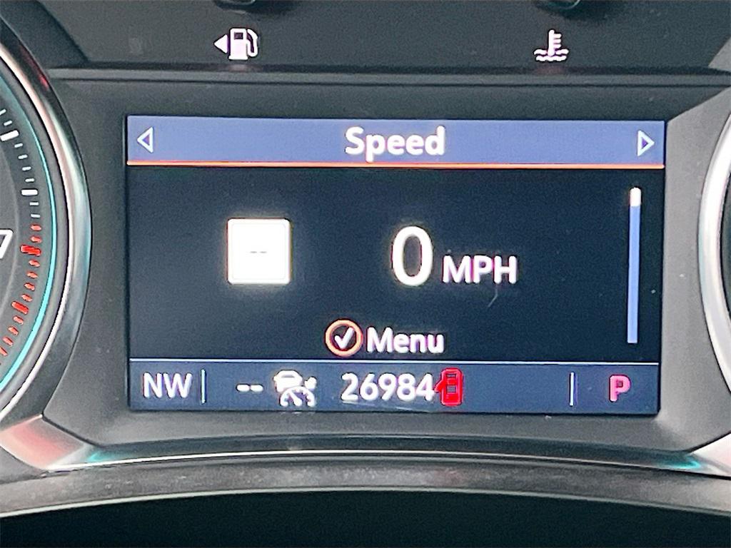 used 2023 Chevrolet Traverse car, priced at $29,200