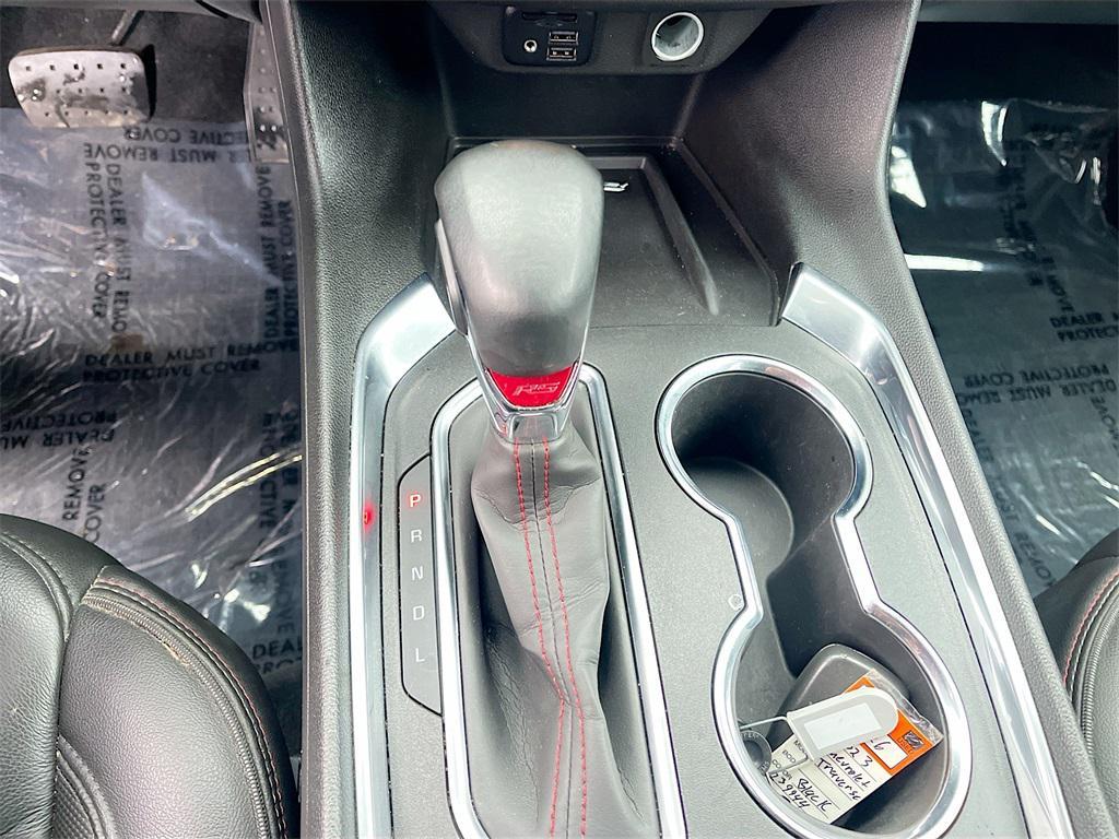 used 2023 Chevrolet Traverse car, priced at $29,200