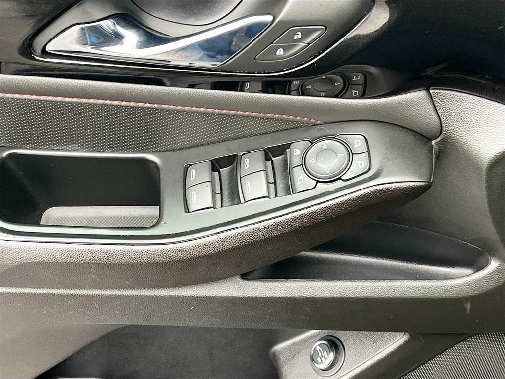 used 2023 Chevrolet Traverse car, priced at $29,200