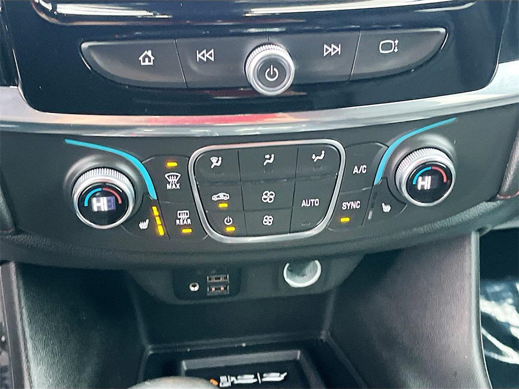 used 2023 Chevrolet Traverse car, priced at $29,200