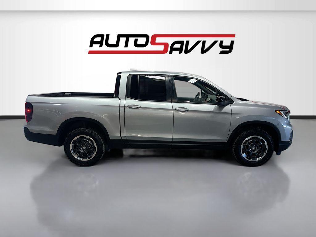 used 2025 Honda Ridgeline car, priced at $31,900