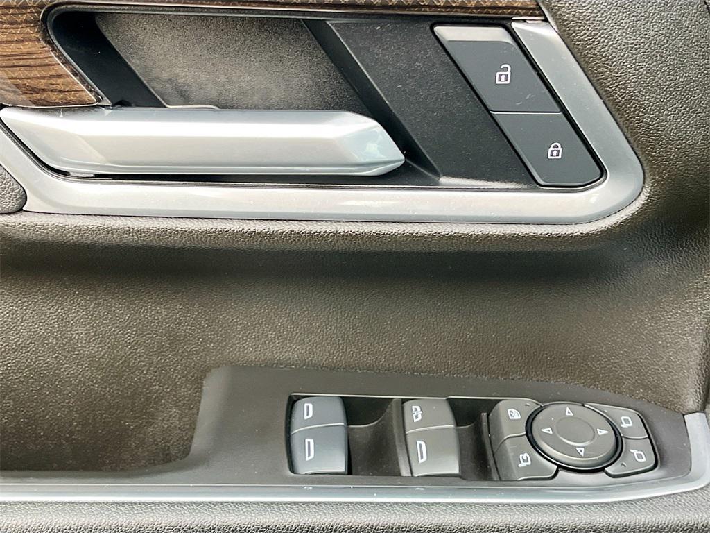 used 2025 Chevrolet Silverado 3500 car, priced at $59,000