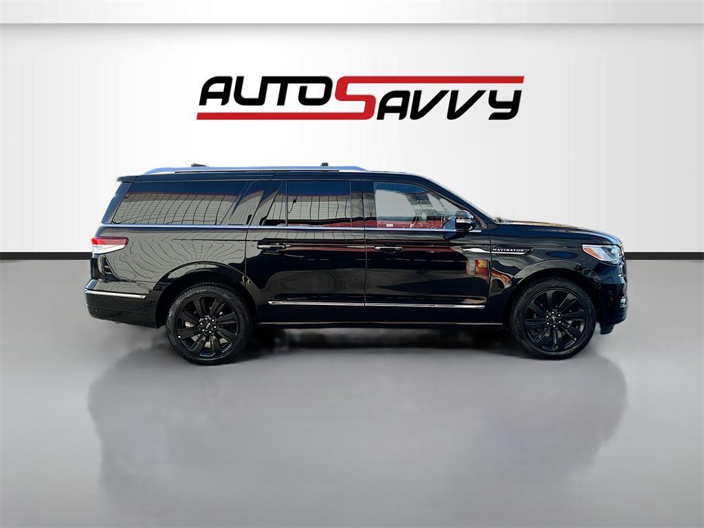 used 2023 Lincoln Navigator car, priced at $59,400