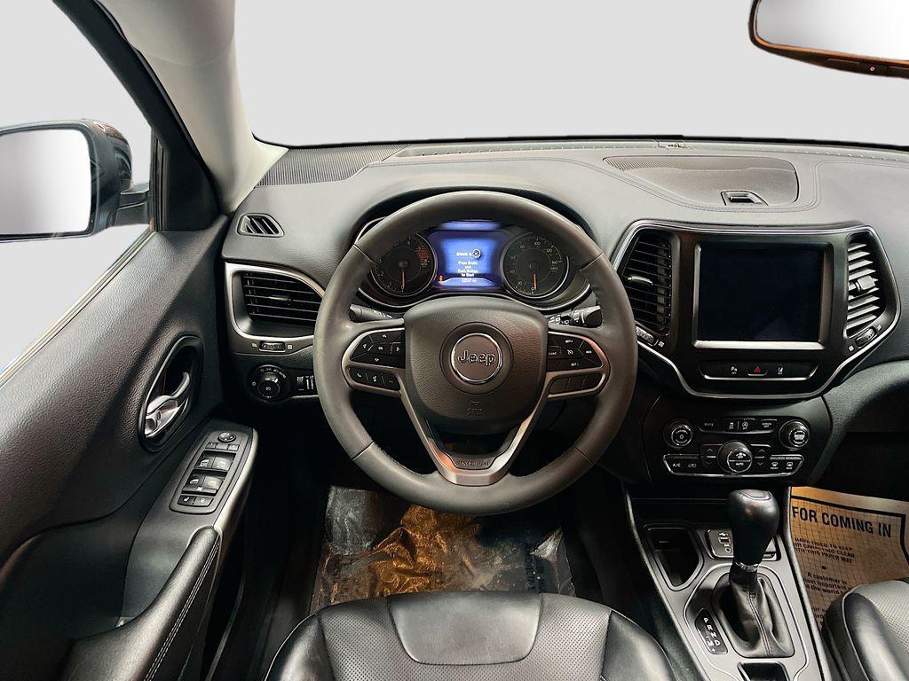 used 2022 Jeep Cherokee car, priced at $17,400