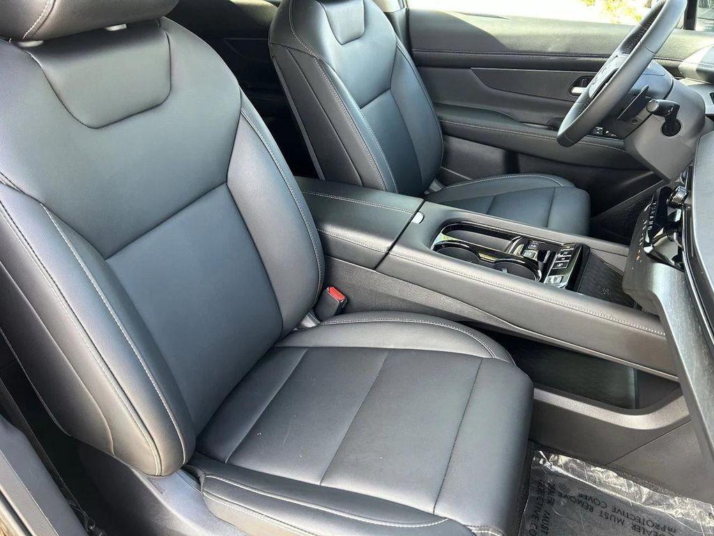 used 2025 Nissan Murano car, priced at $31,900