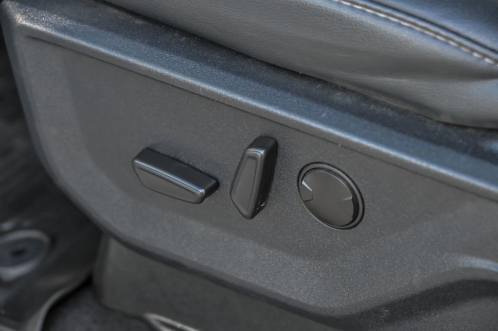 used 2023 Ford F-150 car, priced at $40,202