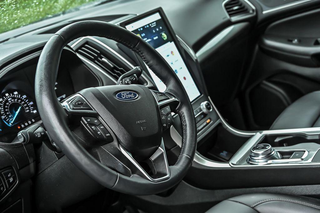 used 2024 Ford Edge car, priced at $26,202