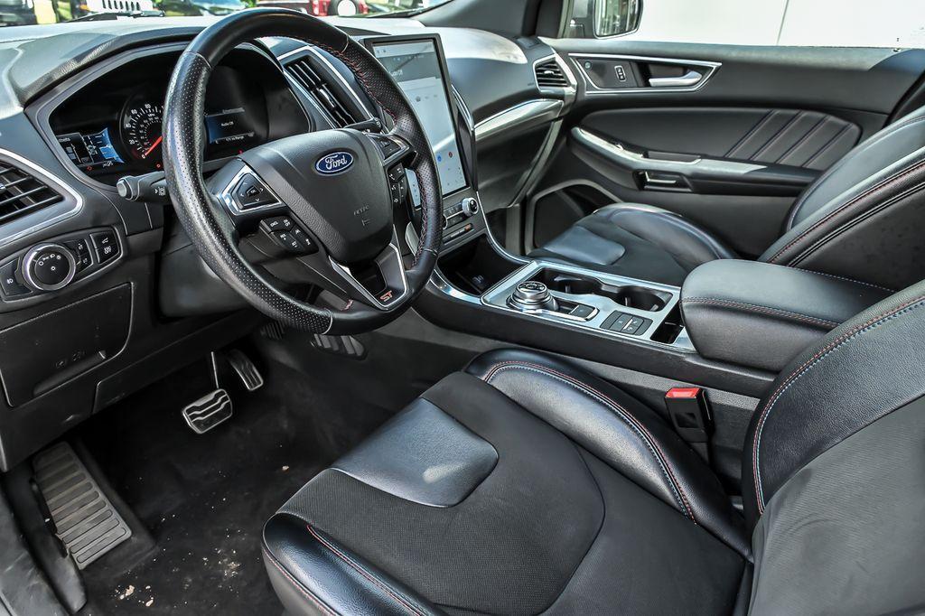 used 2023 Ford Edge car, priced at $34,402