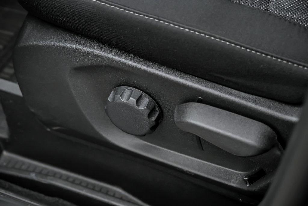 used 2024 Ford Edge car, priced at $25,490