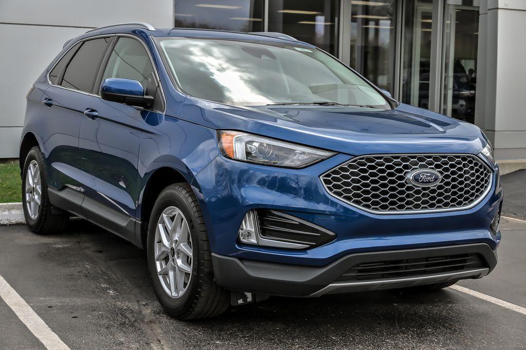 used 2024 Ford Edge car, priced at $28,490
