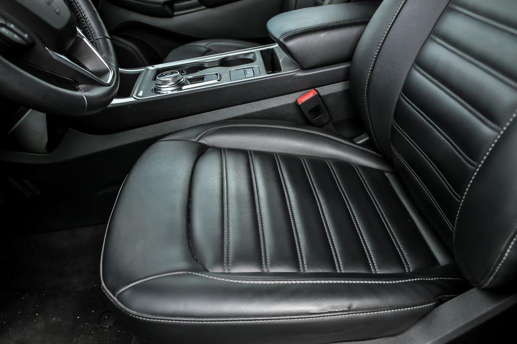 used 2024 Ford Edge car, priced at $28,490