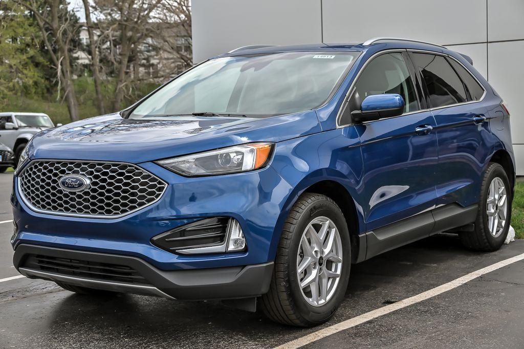 used 2024 Ford Edge car, priced at $28,490