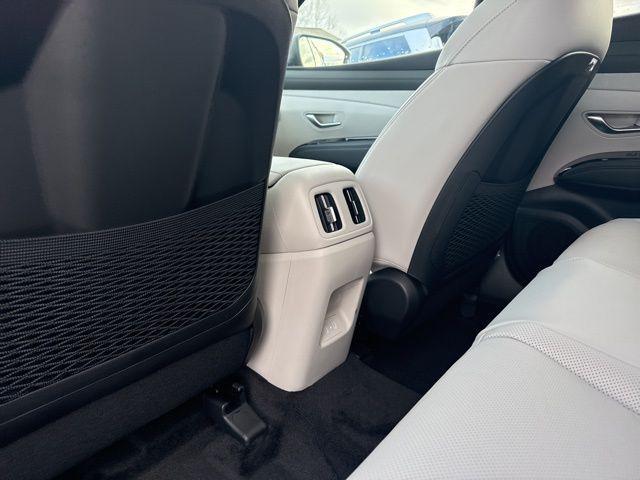 new 2026 Hyundai TUCSON Hybrid car, priced at $40,488