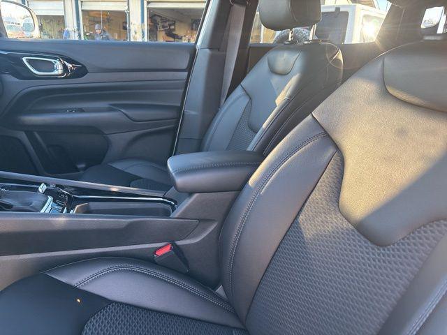 new 2026 Jeep Compass car, priced at $31,985