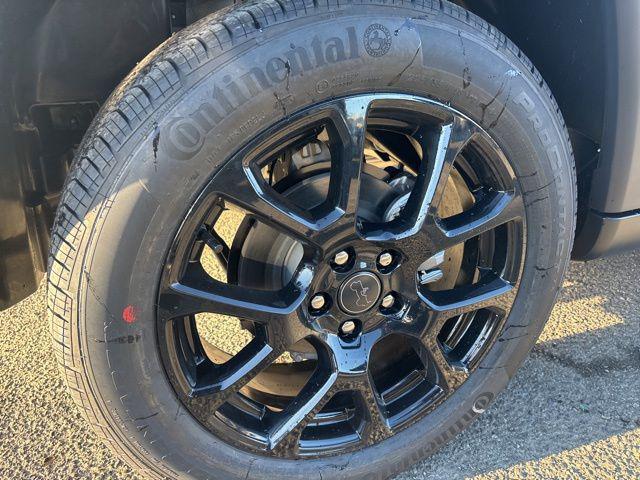 new 2026 Jeep Compass car, priced at $31,985