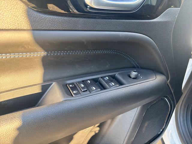 new 2026 Jeep Compass car, priced at $31,985