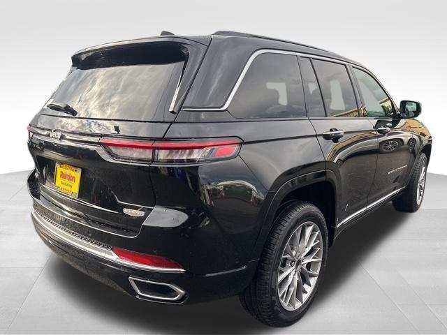 new 2025 Jeep Grand Cherokee car, priced at $58,900