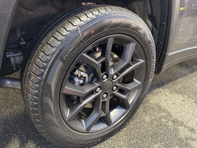 new 2025 Jeep Grand Cherokee L car, priced at $53,835