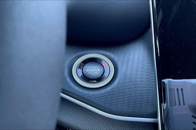 new 2025 Jeep Grand Cherokee car, priced at $35,780