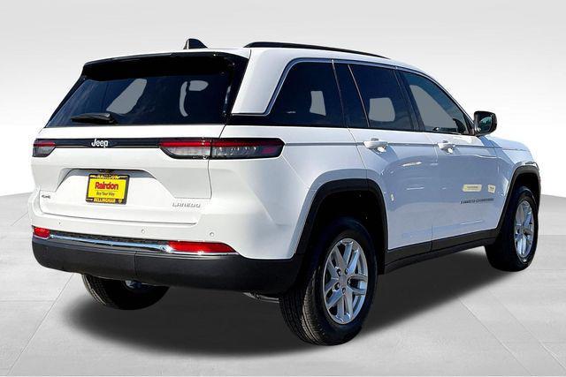 new 2025 Jeep Grand Cherokee car, priced at $35,780