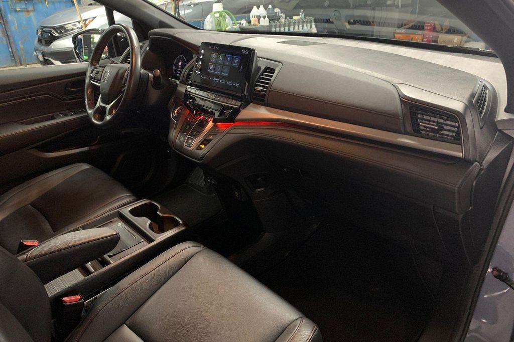 used 2025 Honda Odyssey car, priced at $38,447