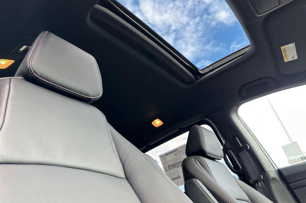 new 2026 Honda Odyssey car, priced at $45,845