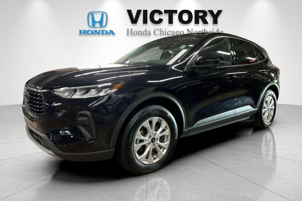 used 2023 Ford Escape car, priced at $22,649