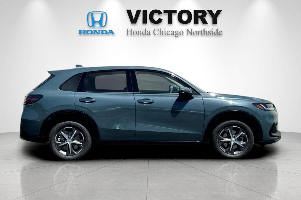 new 2025 Honda HR-V car