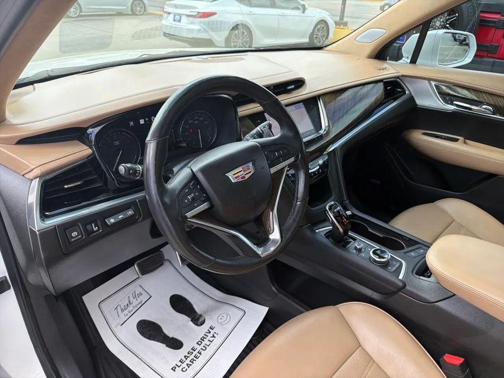 used 2020 Cadillac XT6 car, priced at $26,500