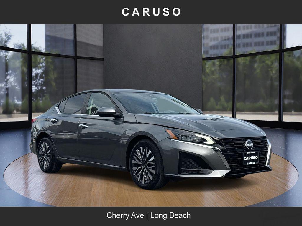 used 2023 Nissan Altima car, priced at $22,375