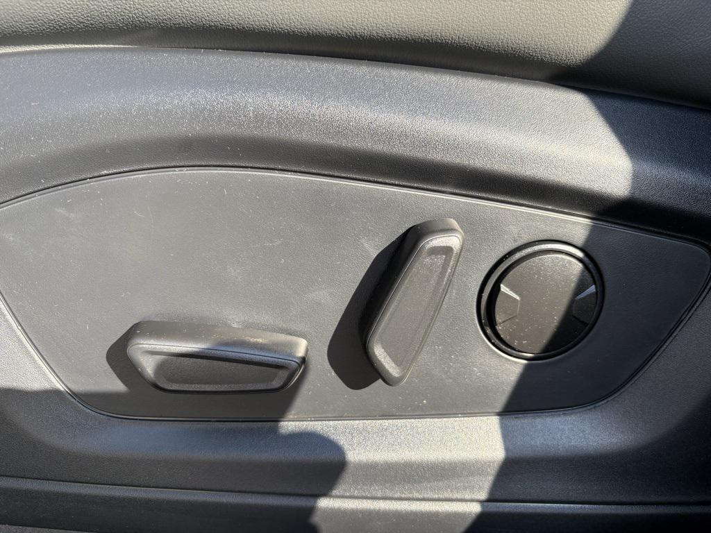 new 2026 Ford Explorer car, priced at $50,015