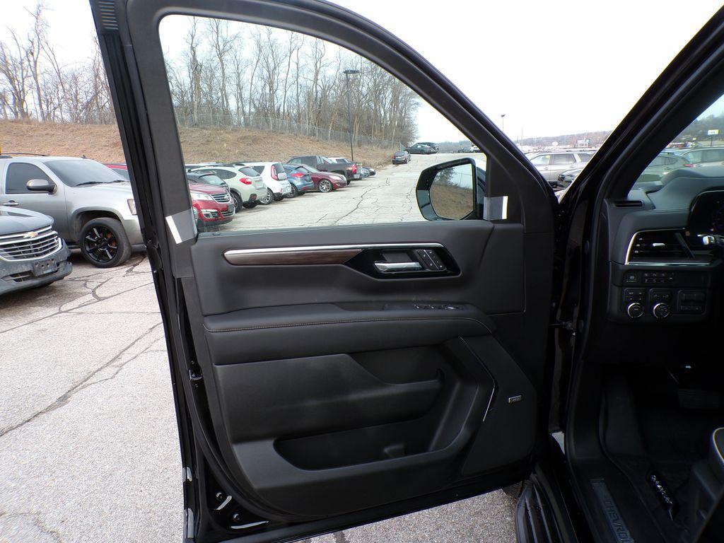 new 2026 Chevrolet Suburban car, priced at $89,407
