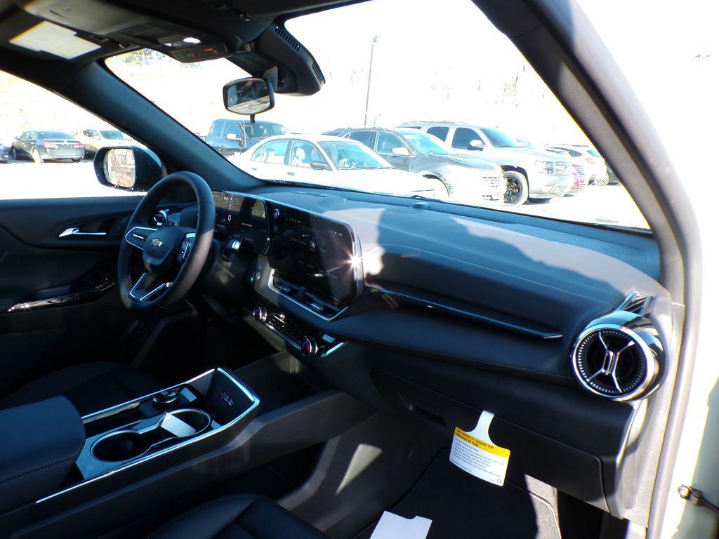 new 2026 Chevrolet Equinox car, priced at $33,881