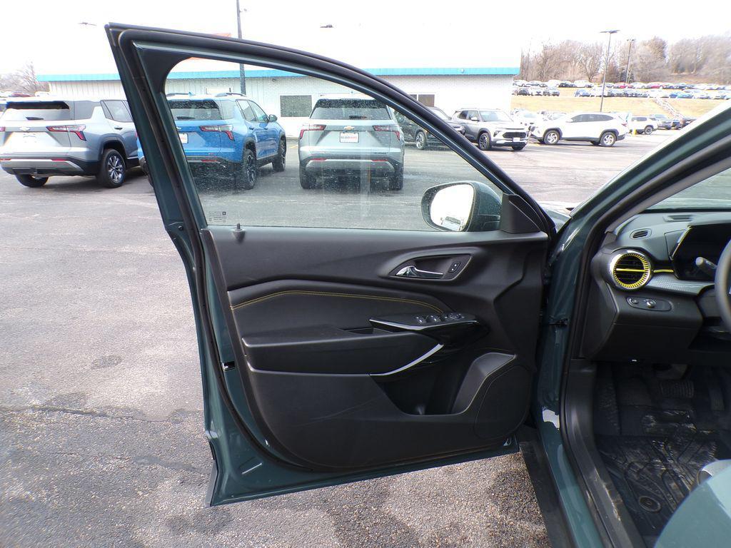 new 2026 Chevrolet Trax car, priced at $25,193