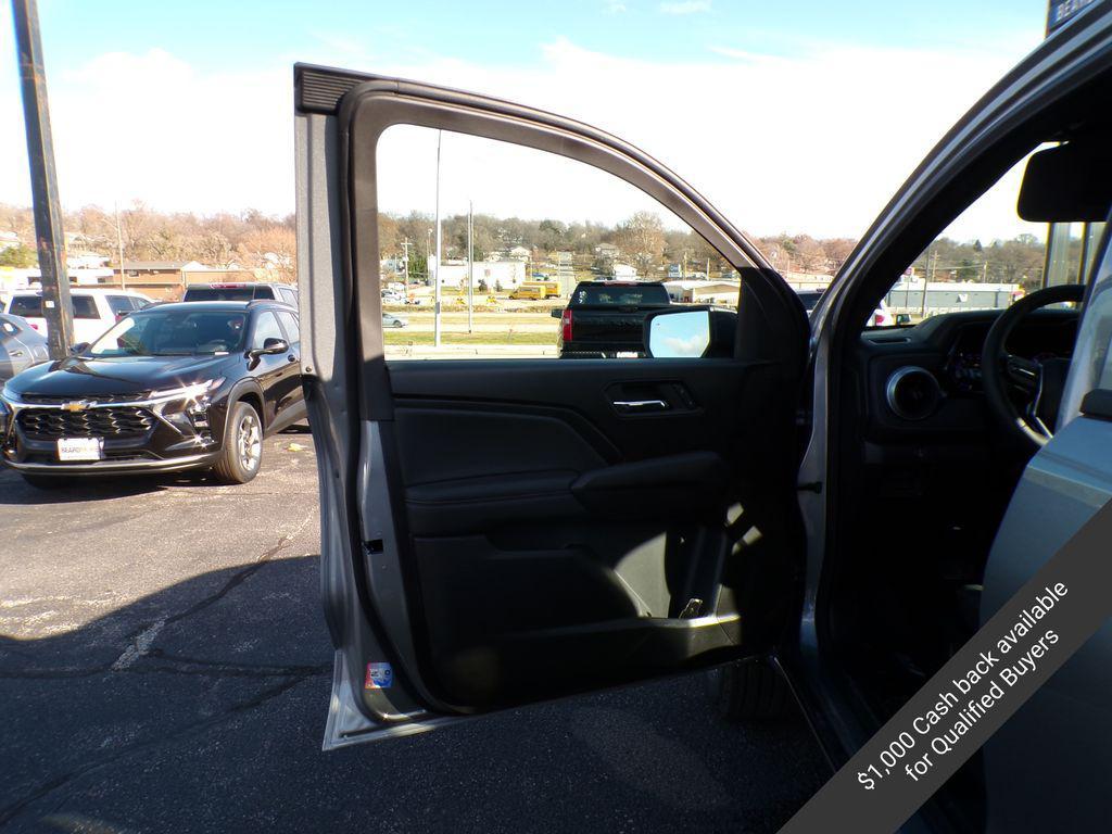 new 2026 Chevrolet Colorado car, priced at $42,236