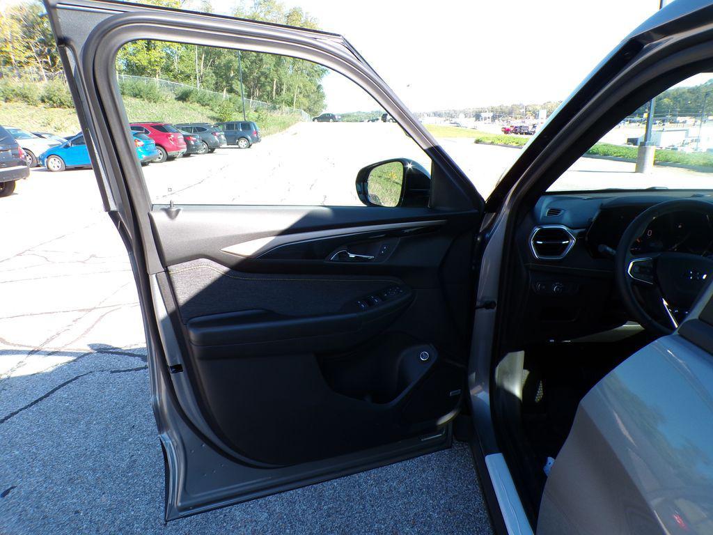 new 2026 Chevrolet TrailBlazer car, priced at $32,075