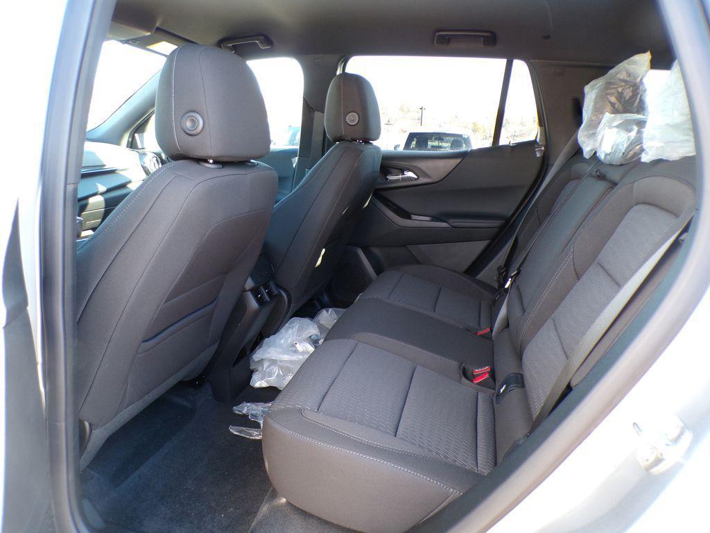 new 2026 Chevrolet Equinox car, priced at $31,390